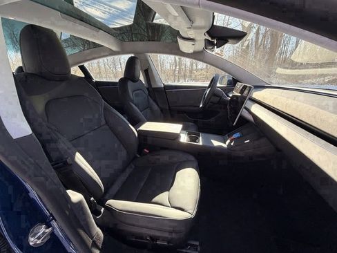 Used 2024 Tesla Model 3 image 9