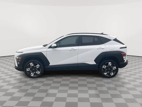 Certified 2025 Hyundai Kona SEL AWD/4WD image 9