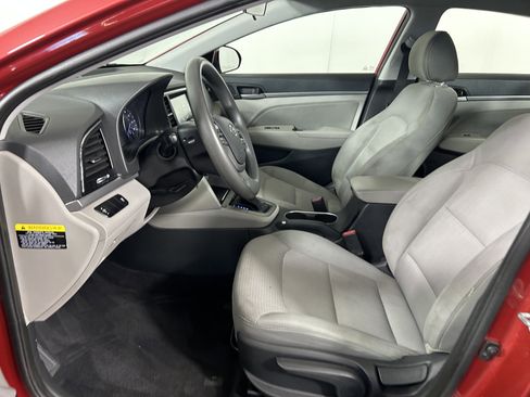 Used 2017 Hyundai Elantra SE FWD image 10