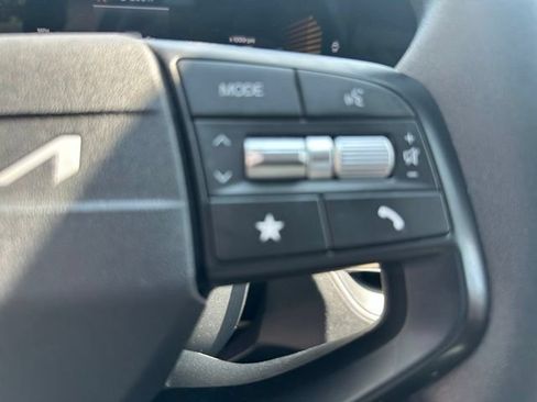 Used 2025 Kia K4 FWD image 16