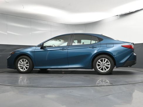 Certified 2025 Toyota Camry LE image 30