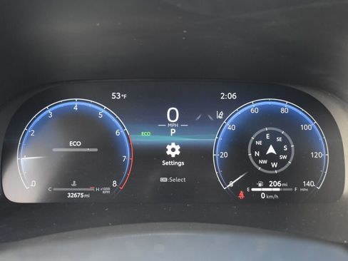 Used 2023 Toyota Highlander Limited image 10