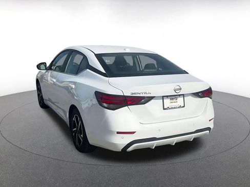Used 2025 Nissan Sentra SV image 11