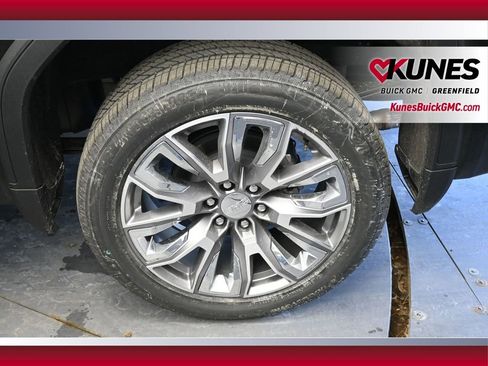 New 2026 GMC Sierra 1500 Denali w/ Denali Reserve Package image 14