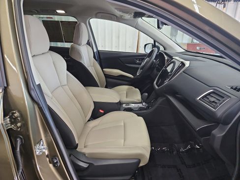 Used 2025 Subaru Ascent Premium AWD/4WD image 10