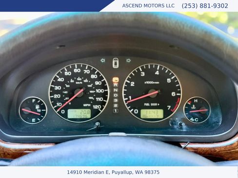 Used 2000 Subaru Outback Wagon AWD/4WD image 13