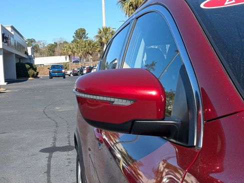 Used 2022 Nissan Rogue Sport SV image 11