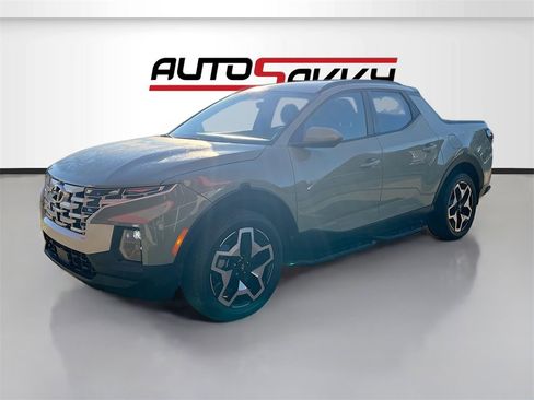Used 2023 Hyundai Santa Cruz Limited image 3