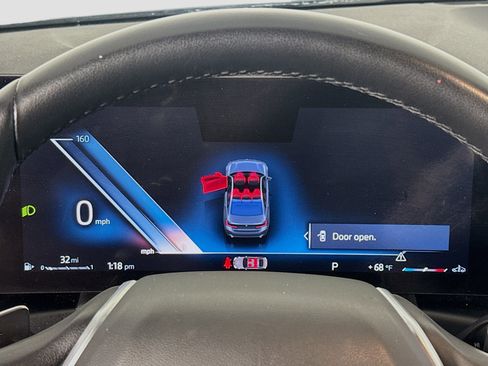 Used 2024 BMW 330i Sedan w/ Convenience Package image 16