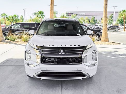 New 2026 Mitsubishi Outlander SEL image 6