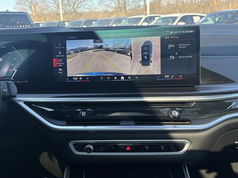 Used 2025 BMW X5 M60i w/ Climate Comfort Package image 30