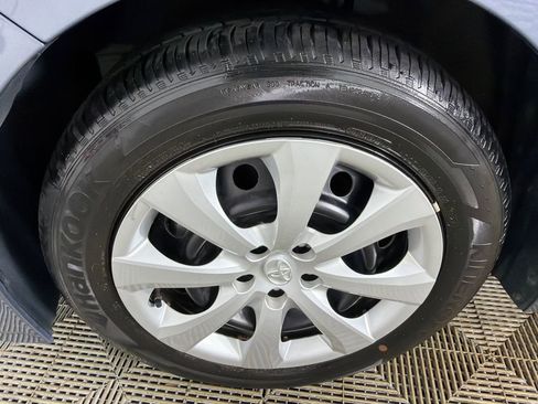 Used 2024 Toyota Corolla LE FWD image 11