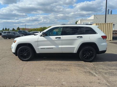 Used 2020 Jeep Grand Cherokee Limited AWD/4WD image 6
