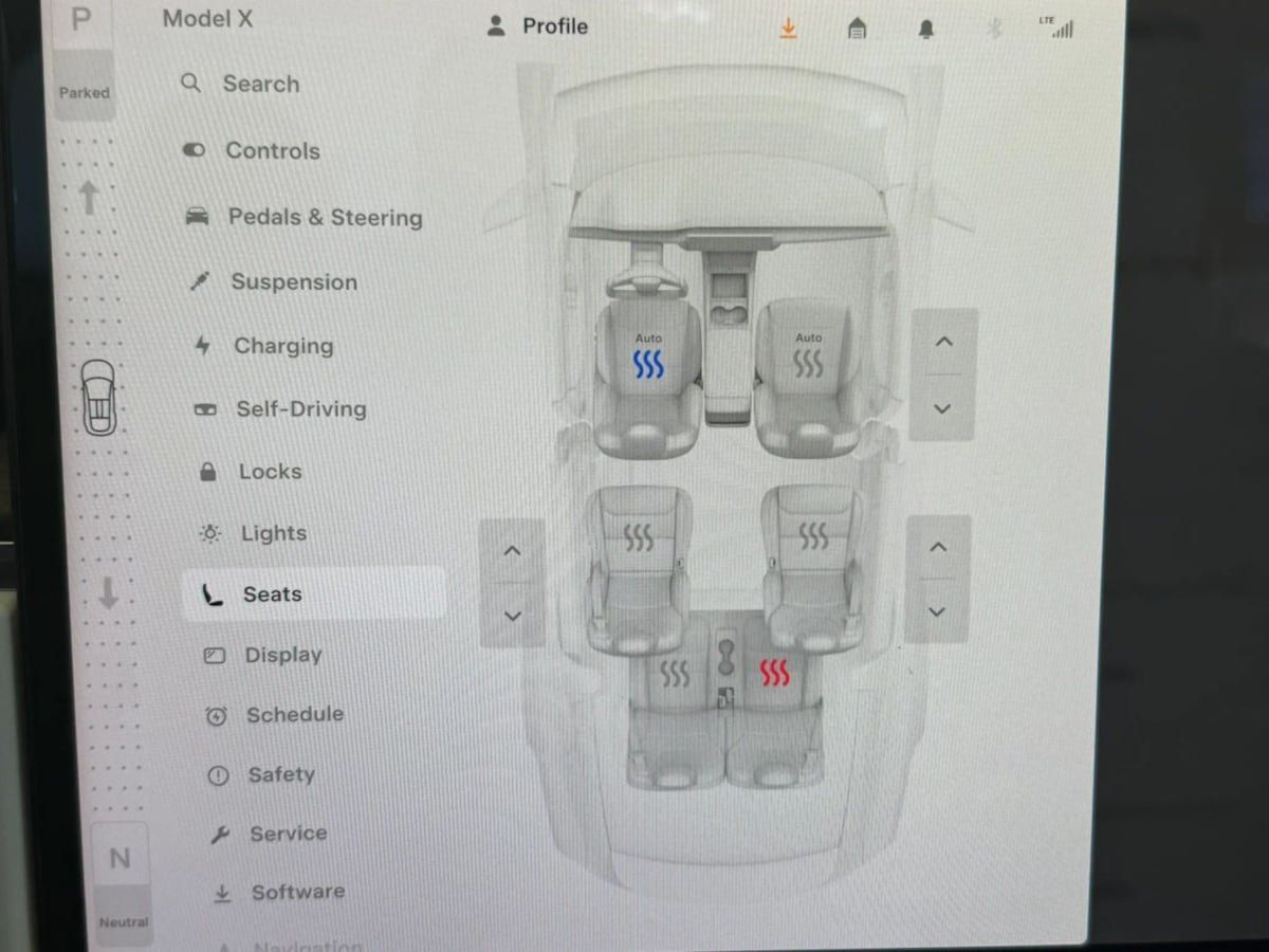 Used 2023 Tesla Model X AWD/4WD image 45
