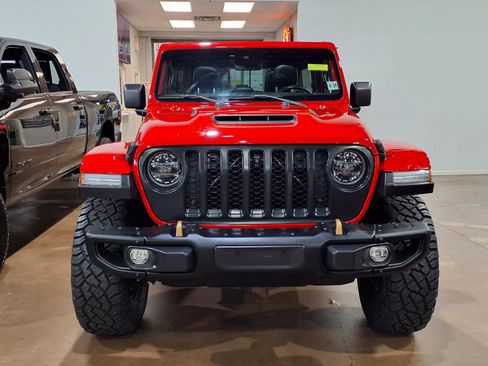 Used 2022 Jeep Wrangler Unlimited Rubicon w/ Trailer Tow Package AWD/4WD image 2