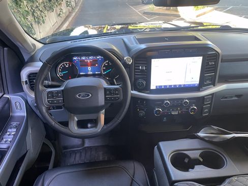 Used 2022 Ford F150 XLT w/ Equipment Group 302A High AWD/4WD image 18