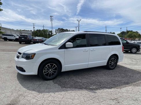 Used 2019 Dodge Grand Caravan GT image 9