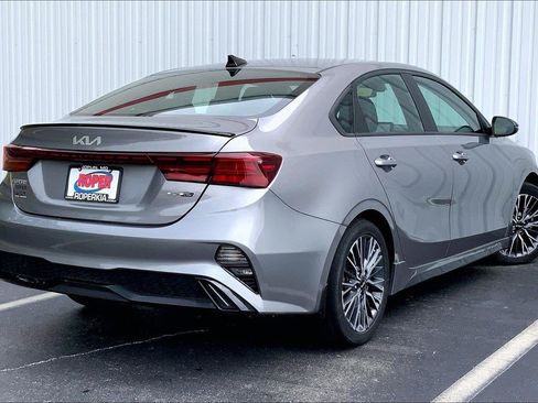 Used 2023 Kia Forte GT-Line w/ GT-Line Premium Package FWD image 11