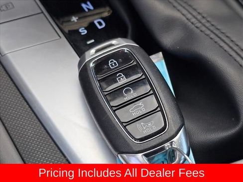 Used 2023 Hyundai Elantra SEL FWD image 10
