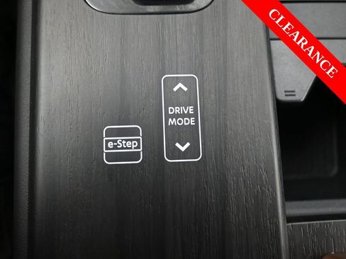 Used 2024 Nissan Ariya ENGAGE image 30