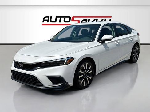 Used 2024 Honda Civic EX-L image 3