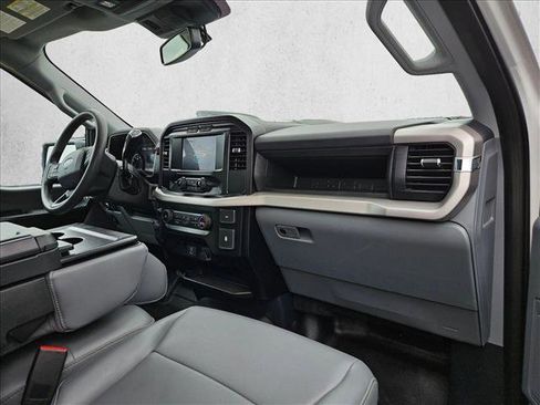 Used 2023 Ford F150 XL image 15