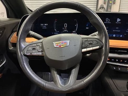 Certified 2024 Cadillac XT4 Premium Luxury w/ Technology Package FWD image 14