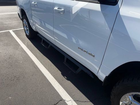 Used 2021 RAM 1500 Big Horn AWD/4WD image 4