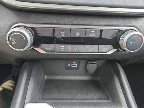 Used 2024 Nissan Altima 2.5 S image 24