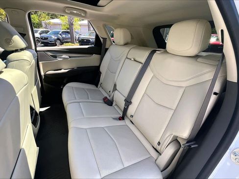 Used 2024 Cadillac XT5 Premium Luxury w/ Technology Package FWD image 20