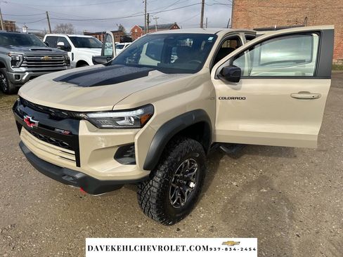 Used 2024 Chevrolet Colorado ZR2 image 26
