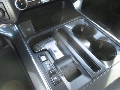 Used 2022 Ford F150 XLT w/ Equipment Group 302A High image 40