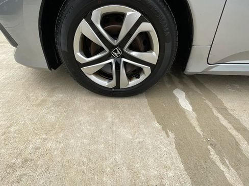 Used 2017 Honda Civic LX image 43