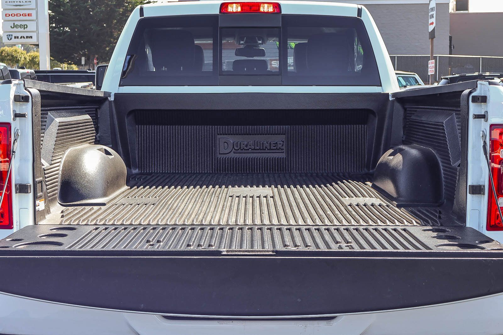 Used 2024 RAM 2500 Laramie AWD/4WD image 16