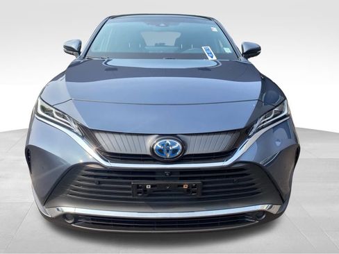 Used 2021 Toyota Venza Limited w/ Advanced Technology Package image 16