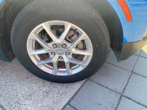 Used 2024 Chevrolet Equinox LT FWD image 25