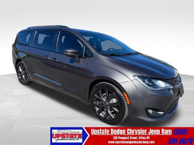 Used 2020 Chrysler Pacifica Limited FWD image 1
