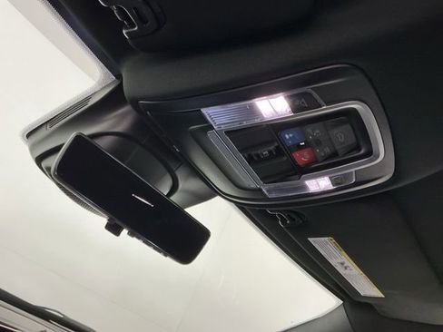 Used 2022 RAM 3500 Laramie image 22