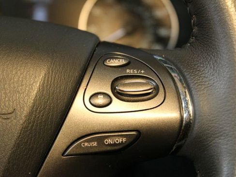 Used 2021 Nissan Murano SV image 19