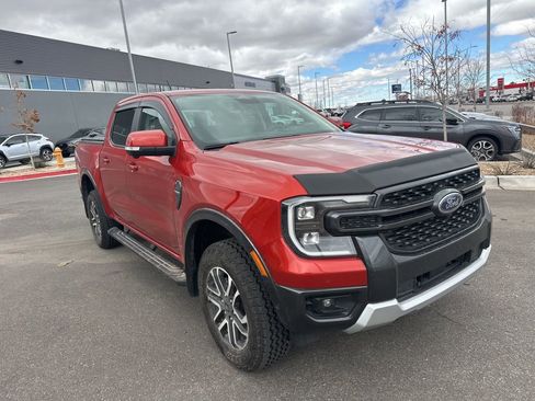 Used 2024 Ford Ranger Lariat w/ FX4 Off-Road Package image 3