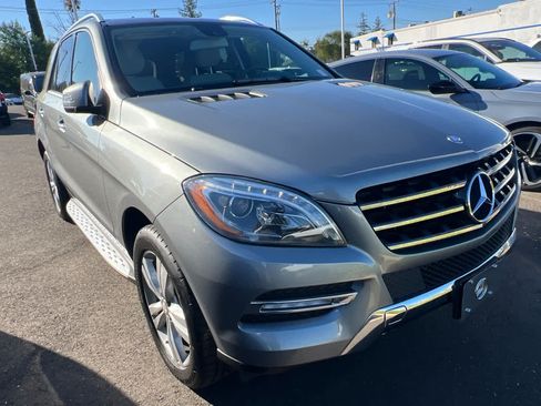 Used 2015 Mercedes-Benz ML 350 4MATIC image 3