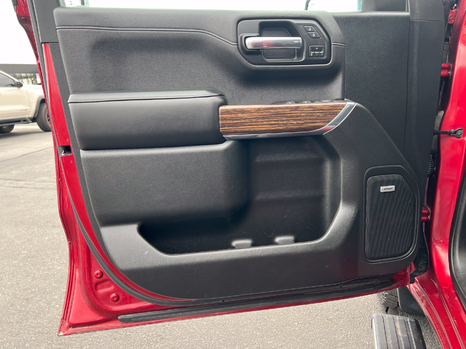 Used 2019 Chevrolet Silverado 1500 High Country w/ High Country Premium Package AWD/4WD image 26