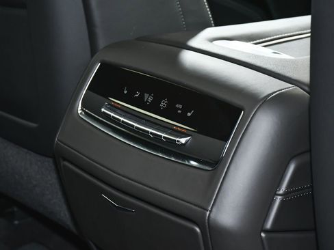 Used 2026 Cadillac Escalade ESV Platinum Sport AWD/4WD image 54