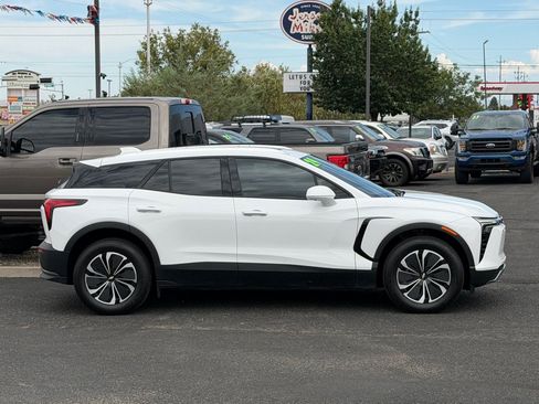 Used 2024 Chevrolet Blazer EV LT AWD/4WD image 3