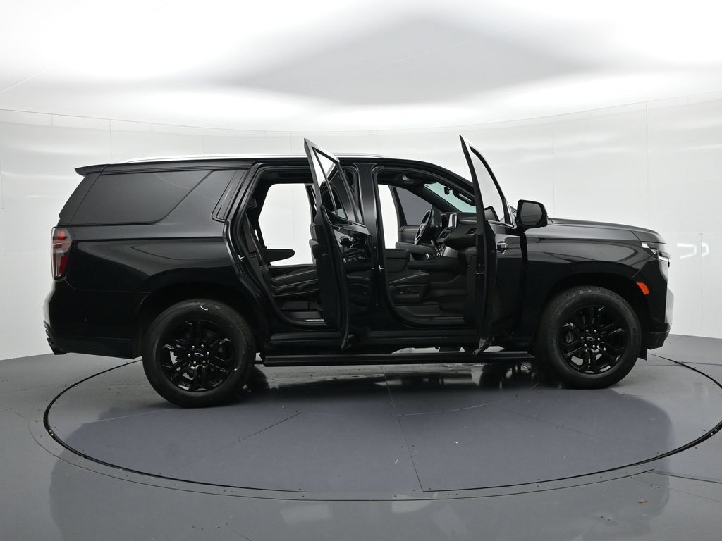 Used 2023 Chevrolet Tahoe Premier w/ Advanced Technology Package AWD/4WD image 26