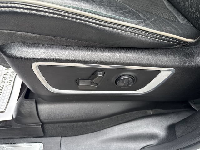Used 2021 RAM 1500 Laramie AWD/4WD image 19