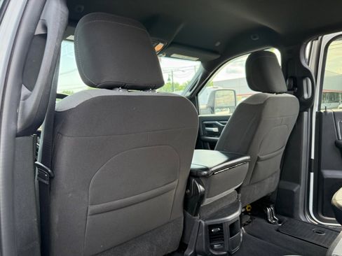 Used 2024 RAM 3500 Big Horn image 18