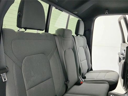 Used 2022 RAM 1500 Big Horn AWD/4WD image 38