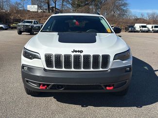Used 2023 Jeep Cherokee Trailhawk w/ Sun & Sound Group video 2