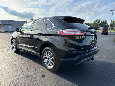 Used 2024 Ford Edge SEL w/ Convenience Package AWD/4WD image 3